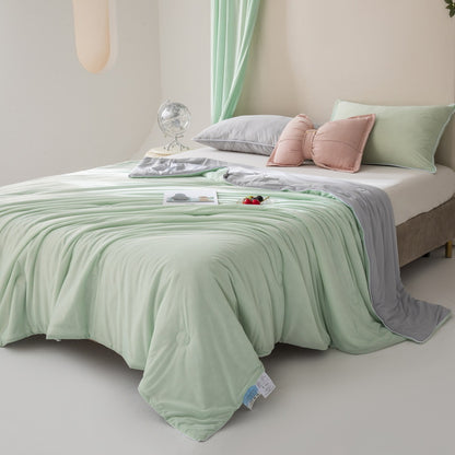 Somelle™ Silk Summer comforter