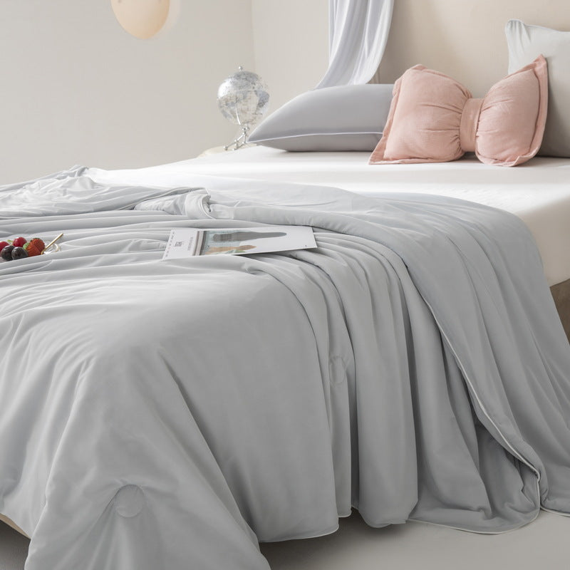 Somelle™ Silk Summer comforter